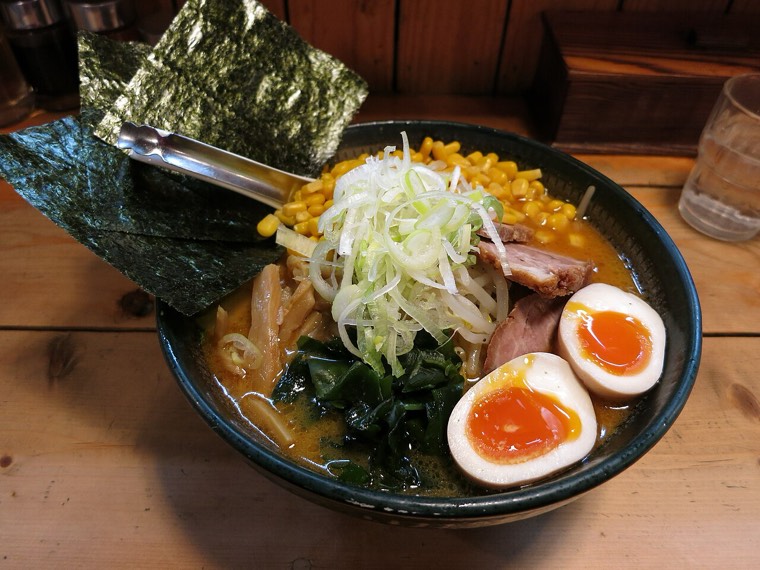 味付け玉子入りらーめん